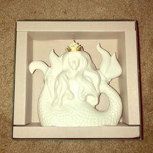 starbucks siren BRAND-NEW LIMITED EDITION